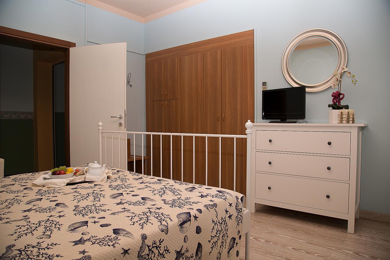 רוסולינה מארה Hotel Umberto מראה חיצוני תמונה