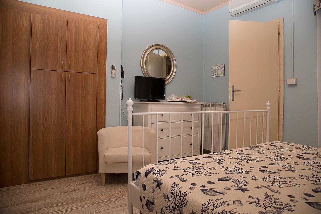 רוסולינה מארה Hotel Umberto מראה חיצוני תמונה