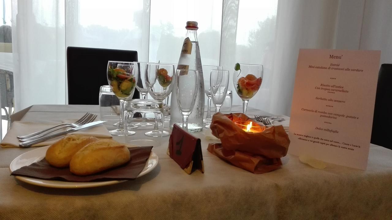 רוסולינה מארה Hotel Umberto מראה חיצוני תמונה