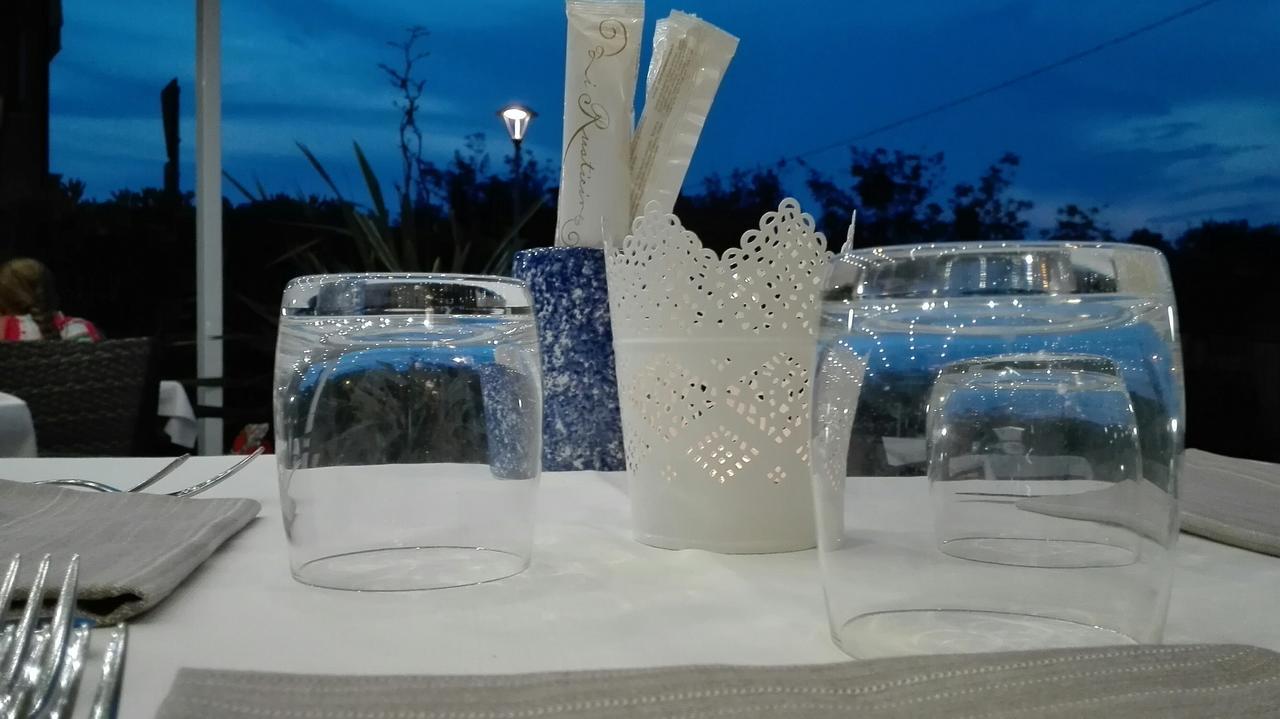 רוסולינה מארה Hotel Umberto מראה חיצוני תמונה